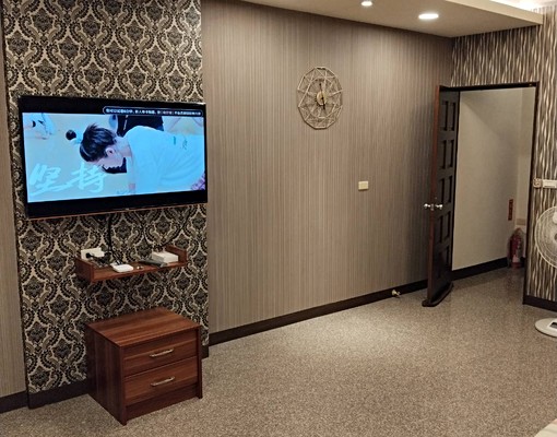 近南科新市復興路全聯附近飯店級大套房出租 - Image 8