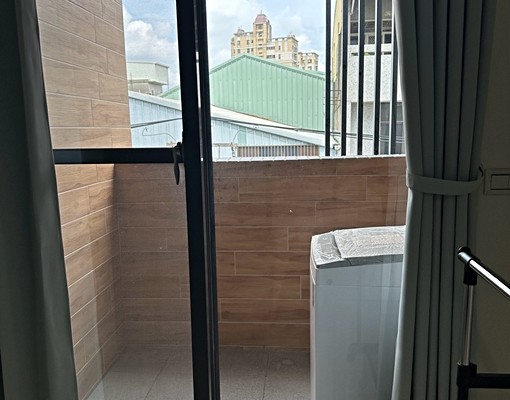 豐原新透天單人陽台美套房出租 - Image 3