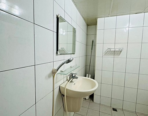 近六合夜市🆚捷運前金站｜舒適採光套房❤️寵物可議 - Image 7