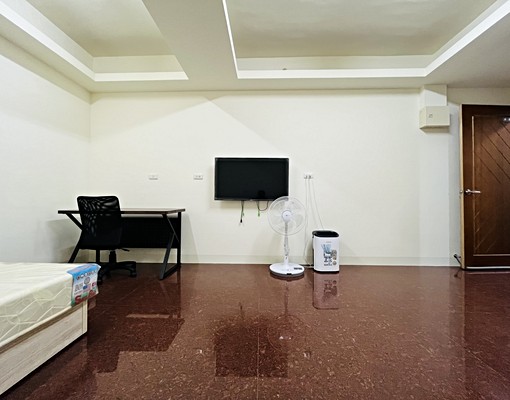 獨立套房-限女性學生.樹人實習後國考生 - Image 1