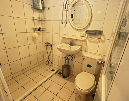 近中國醫|可租屋補助|附近有汽車停車場 - Image 6