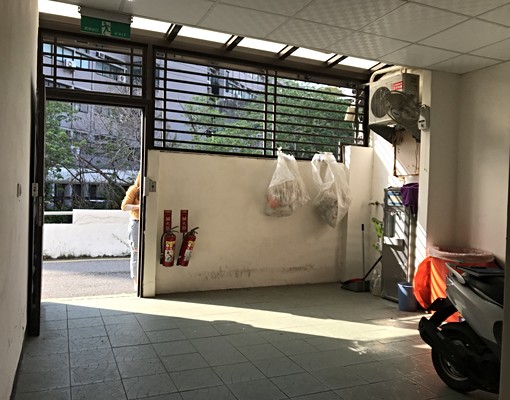 明湖近食品清大南分校.室內停車 - Image 3