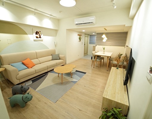 超美三房❤️裝潢❤️機下車位❤️大墩商圈 - Image 1