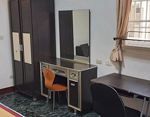 有陽台捷運宅大坪數北平路旁限女性 - Image 3