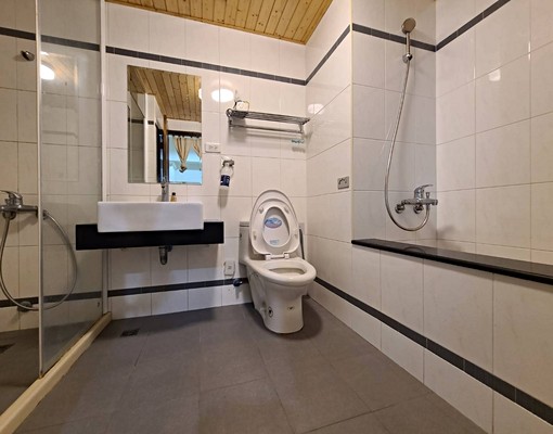 二房一廳大露台庭園宅 - Image 4