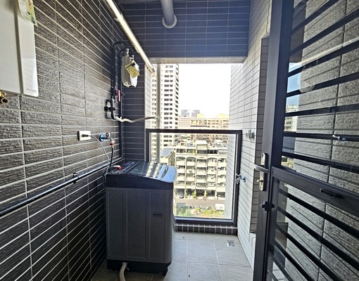 馬姐管家三多商圈全新2+1房.可租補 - Image 11