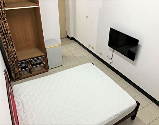 屋主自租套房近輔大有對外窗 - Image 3