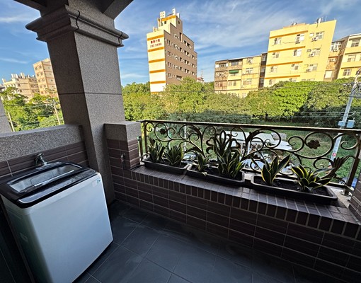 沙鹿北勢東路路易莎隔壁 - Image 8