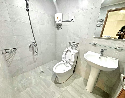 租補♥全新整理♥台水電♥包網路♥電梯 - Image 9