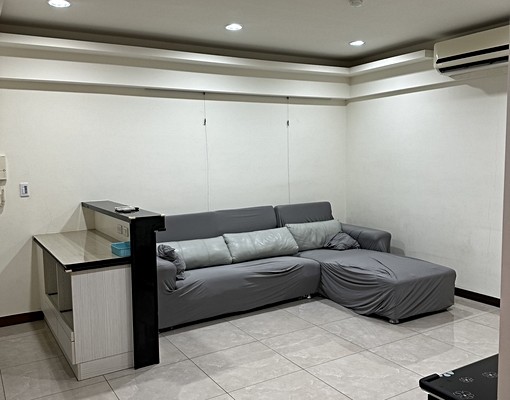 楠梓芳崗博士館(座落全聯家樂福健身工廠) - Image 1