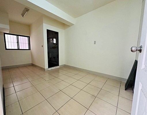 一心凱旋商圈懷舊邊間透天~也可做工作室 - 591租屋網 - Image 4