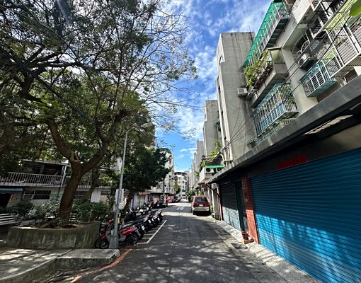 近中和環球購物中心⭐明亮套房⭐有陽台 - Image 10