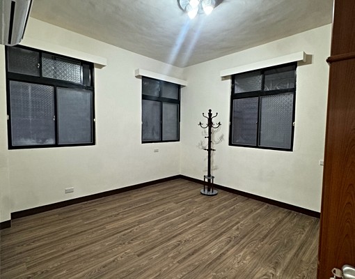 一房超大空間超大露臺(可租補 - Image 3