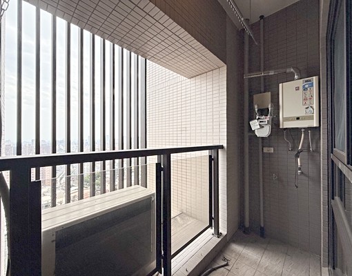 高樓視野＊正一房一廳＊輕屋齡捷運宅 - Image 8