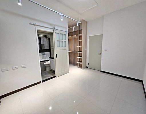 新成屋全新裝潢2房車 - Image 8