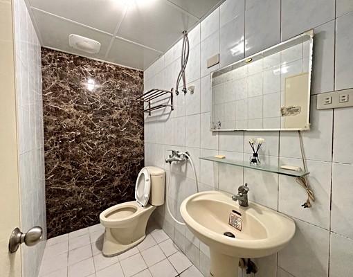 建國120D一樓可租補小資房武廟商圈愛窩 - Image 6