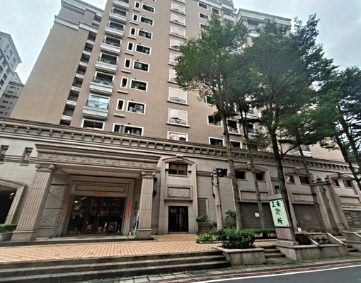 米蘭花園廣場三房~含管理費~車位可租 - Image 2