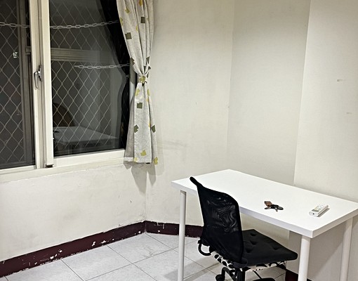 新埔捷運3號出口步行一分鐘方正套房 - Image 1