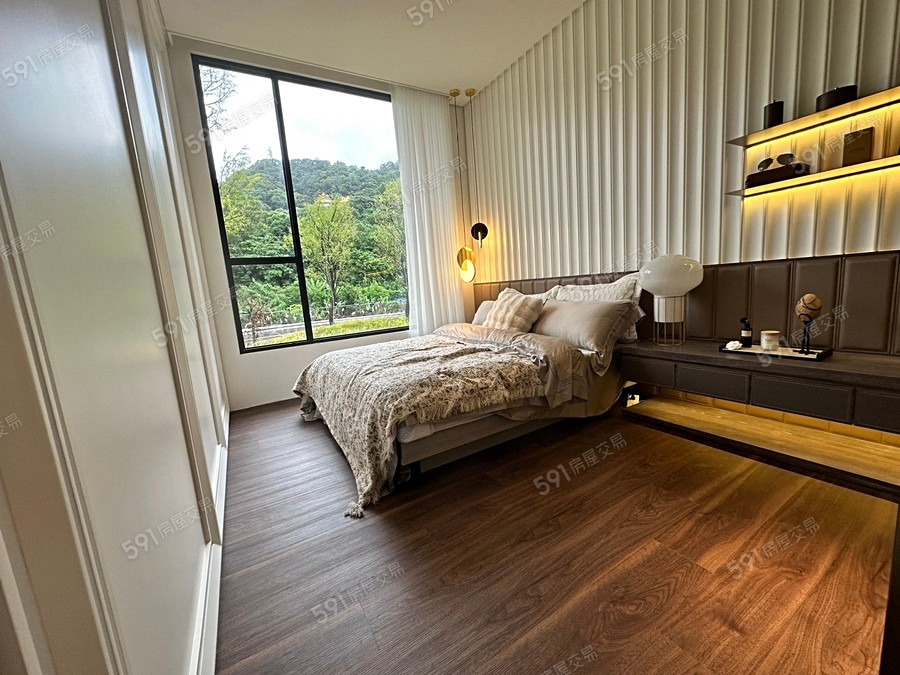 新濠岳樣/實品屋