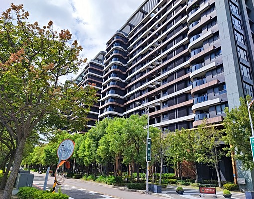 優質高樓層兩房景觀戶,時尚裝潢含平車 - Image 11