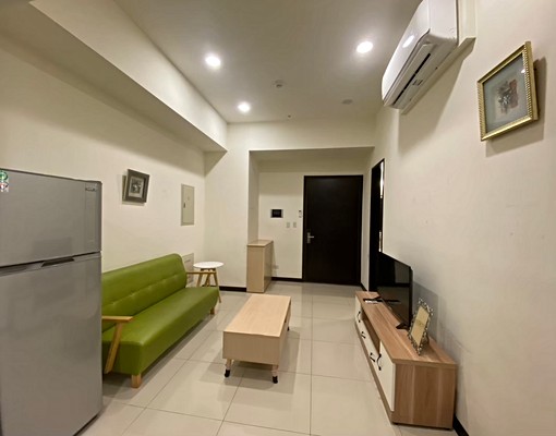 全室傢俱家電超安靜面中庭 - Image 1