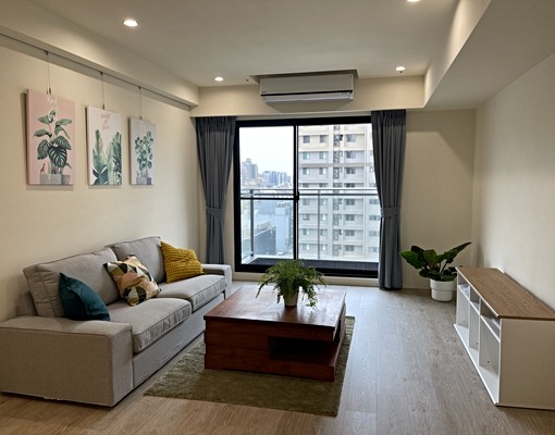 高鐵區嘉豐國小|質感精裝首租附平面雙車位|可報稅入戶籍 - Image 1