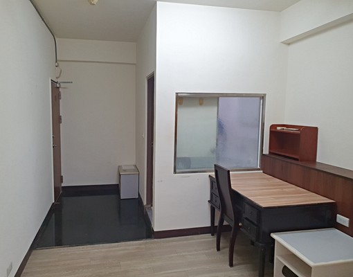 🈵東區近台糖長榮酒店套房有陽台🈵 - Image 5