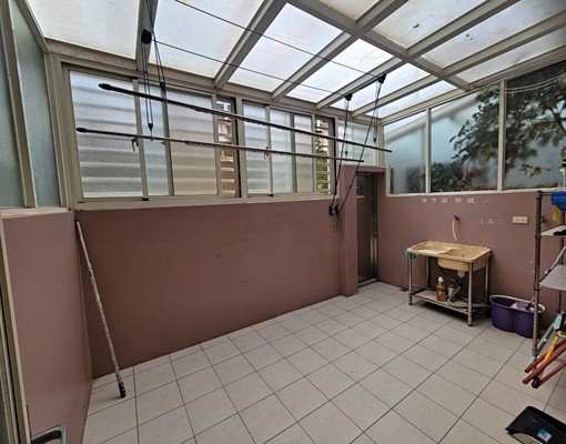 園區新莊車站旁稀有透天附車位 - Image 6