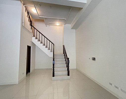 🌟近美術館/果貿商圈面寬5.5米1+2樓店 - Image 4