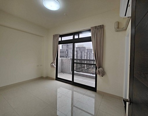 1房1廳稀有前後陽台電梯大套房 - Image 5