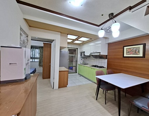 曉明女中華廈3房+平車費用另計傢俱家電全可租補 - Image 2