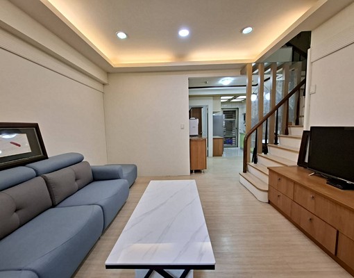 曉明女中華廈3房+平車裝潢傢俱家電可租補 - Image 9