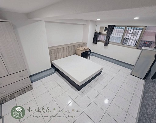 可寵🔥電梯🔥可租補🔥近僑忠國小🔥 - Image 1