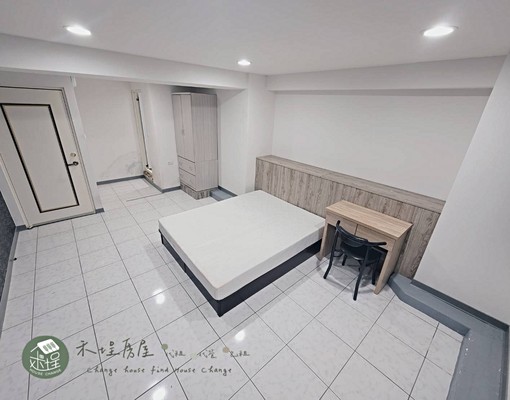 可寵🔥電梯🔥可租補🔥近僑忠國小🔥 - Image 2