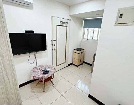 捷運三重站.菜寮站.裝潢新💖限女性💖對外窗.垃圾代收 - Image 5