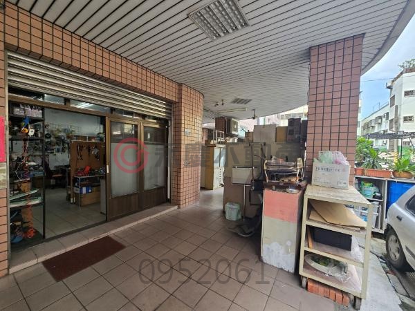 潭子車站附近✅低總價約15米✅大面寬角店