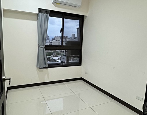 蘆洲三民捷運電梯三房車21世紀李店長 - Image 3