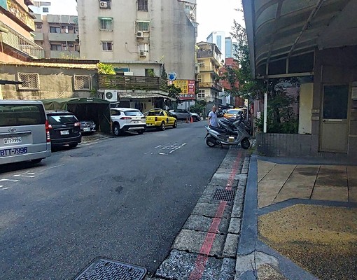 信義區基隆路和松隆路口停車位，大巨蛋市府站5分鐘 - Image 7