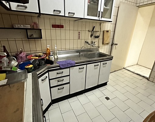 ⭐️長安街公寓套房(含水費,天然瓦斯,第四台)💫 - Image 10