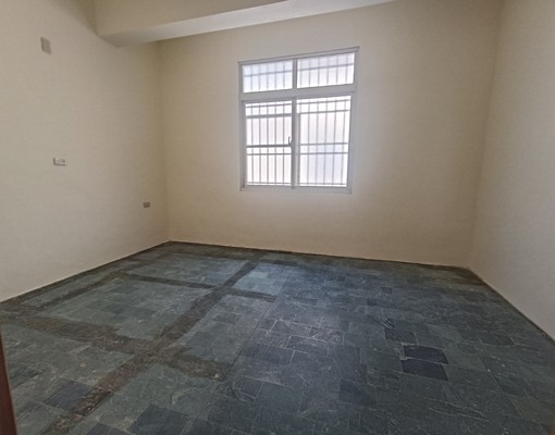 🔥東區4房臨路透天~住家/店住/住辦 - Image 7