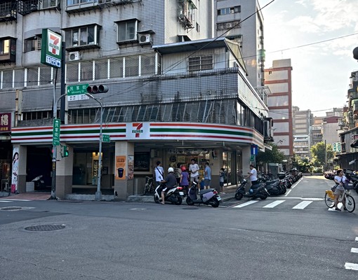 自租中和環球新冷氣電器鄰超商養寵貓可 - Image 12