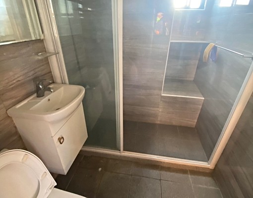 水湳愛買茶六附近/精美裝潢三房休旅車位 - Image 10