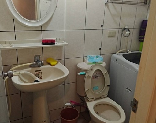 中正公園旁近中原家樂福有機車停車位套房 - Image 8