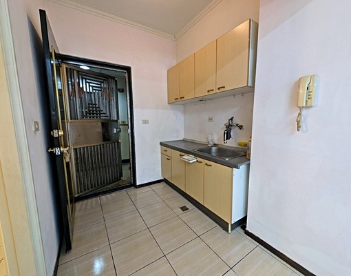 【社宅可租補入籍】復興商圈區大套房★免仲★ - Image 4