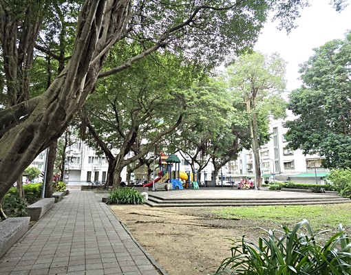 晴光商圈.雙城公園旁優質裝潢★可租補 - Image 15