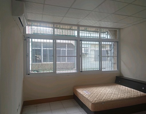 梓官區透天二樓雅房出租（衛浴不與他人共用 - Image 1