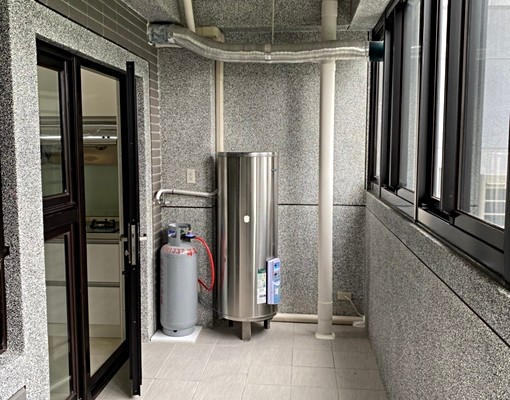 4層電梯公寓,2樓及3樓可出租 - Image 15