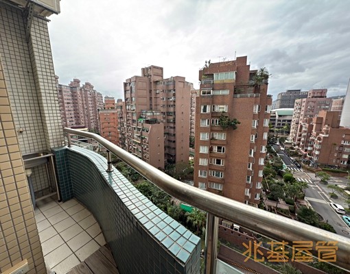 皇普河畔/全新裝潢/稀有挑高美寓 - Image 9