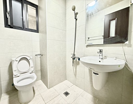 可寵*樂購商場#捷運旁#景觀2+1房平面車位 - Image 4