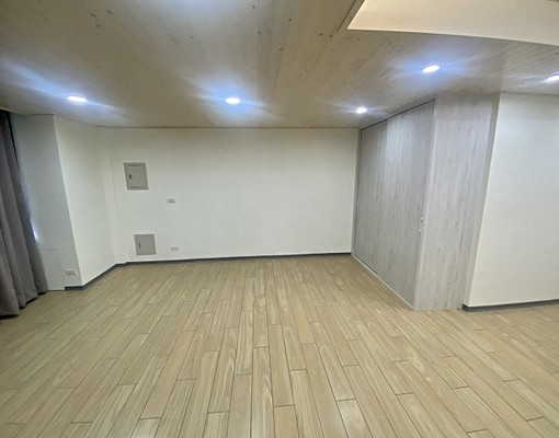 後火車站漂亮大套房.可當工作室.可租補.免仲介費 - Image 5